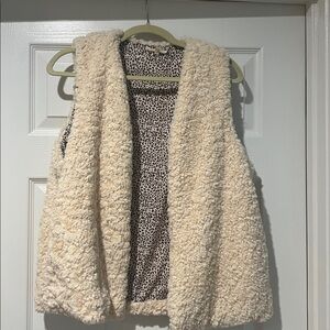 Cream Sherpa Vest with Animal Print Lining